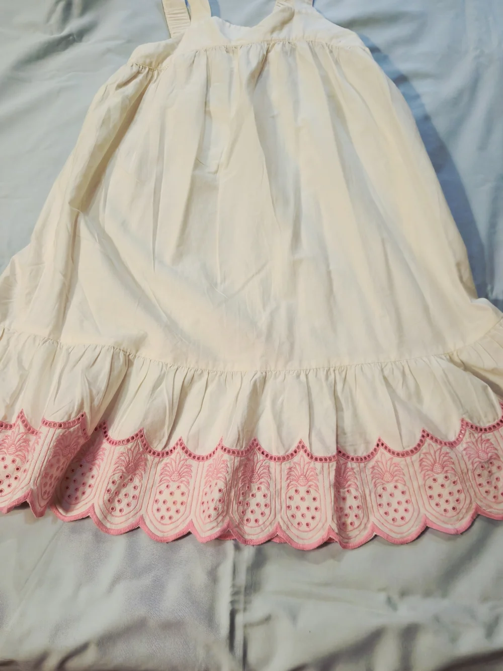 Old Navy White Garment with Navy Brand Tag